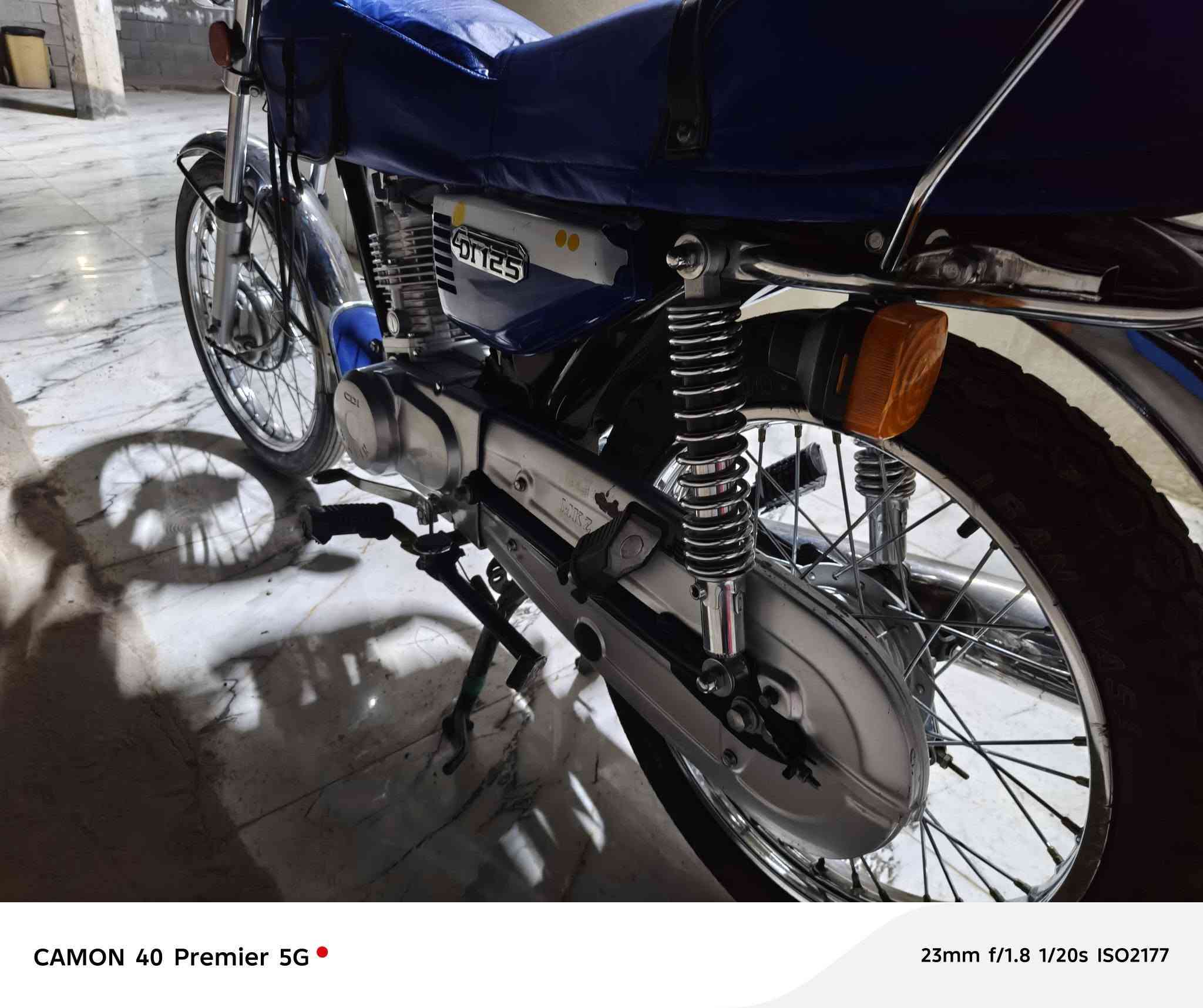 سلام عليكم نامه موديل 2023اصولي اوراق تحويل بنفس الحضه اشاير لايتات هورن كلشي شغال دراجه جديده محرك ما مفتوح عنوان القرنه ناحيه الثغر صيطره الجوابر رقمي***********
