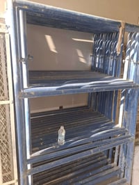 اقفاص ١٢٠ • عدد ١٠ • بغداد