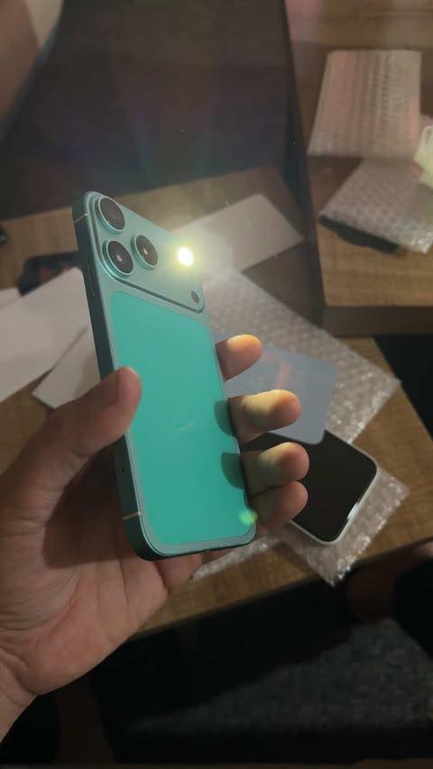 السلام عليكم  ايفون 11 محور 17 برو نضيف كلش ذاكره 64 مستبدل بطاريه 100% رايده ب 200 قفل بدون عمله مكاني بغداد ***********
@
