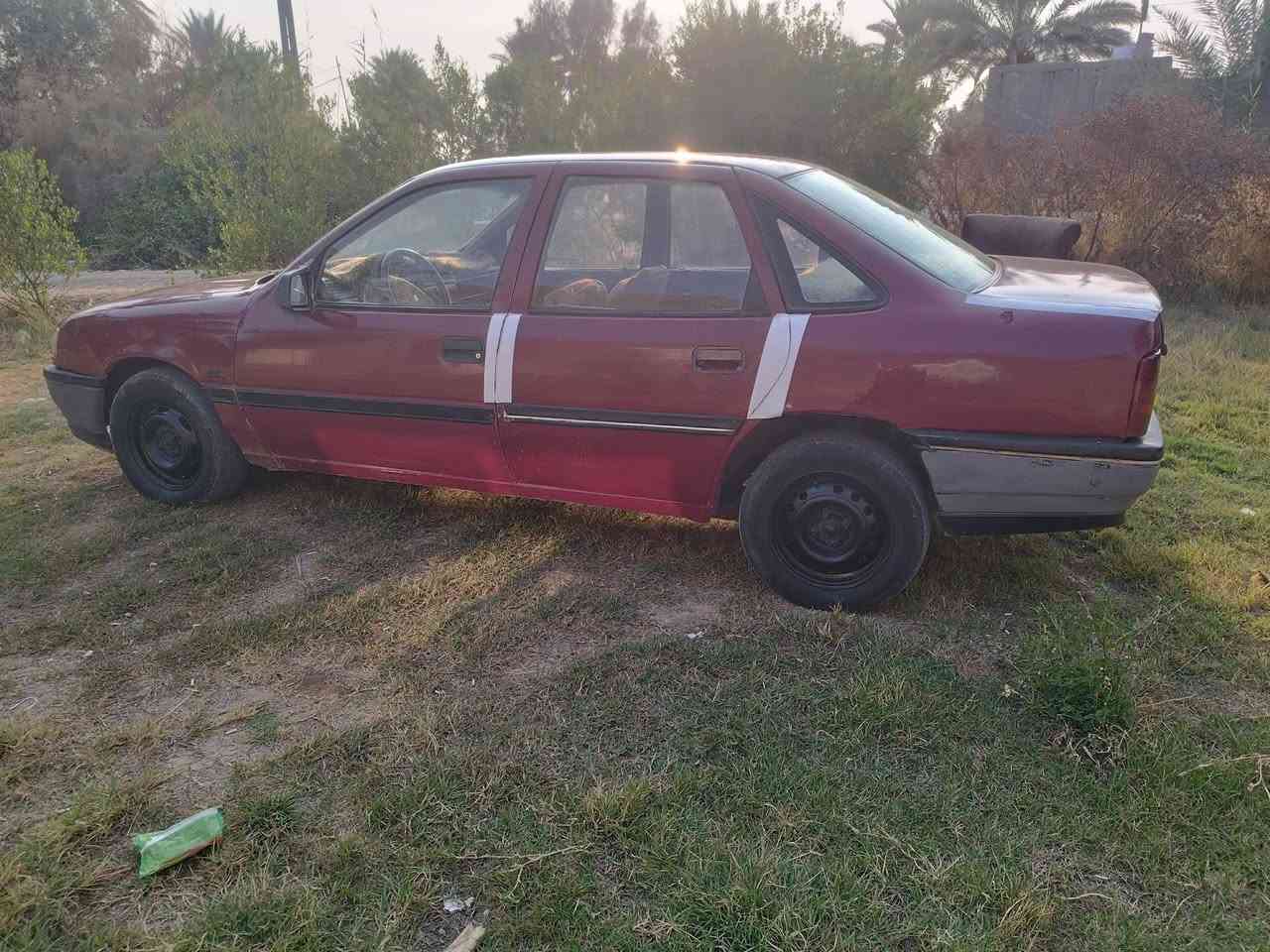 @السلام عليكم سياره فكتره للبيع
أو مراوس بتكسي 
موديل ٩٠
رقم قادسيه نگليزي تحويل مباشر 
السياره جاهزه جاهزه مابيه أي نقص 
المكان بابل///السياره مابيه أي نقص كلشي شغال 
أريد مراوس بتكسي 
***********////////////السعر ٢٦
