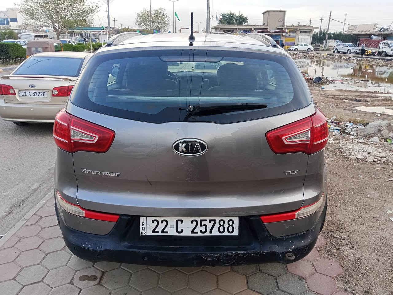 سبورتج خليجي موديل 2012 رقم أربيل تكليزي محرك 2400 محرك وكير مكفولات كهربائيات كله شغاله تبريد ثلج حساس خلفي شاشه كبيره كامره دواره فووول تحكم ستيرن أواكس بلاتوث شاحن تليفون سيدي بلاجكتور سياره جاهزه على 24 حبايه  تخم تاير جديد صدر جديد هس توني مسويله أدامه كامله فيت بم نوزلات بلكات دبلات صدر أمامي وخلفي تخم تاير  سياره مال جناي سونار مرفق ب المنشور العنوان واسط قضاء النعمانيه السعر  118 وبيه مجال حق الجيه تفاصيل أكثر أتصل ***********. واتساب ***********  أخوان الله يرحم والديه ألي يشوف السعر غالي أو مايناسبه يعبر المنشور أو يعلق بكلمه طيبه مثل أخلاقه الطيبه
