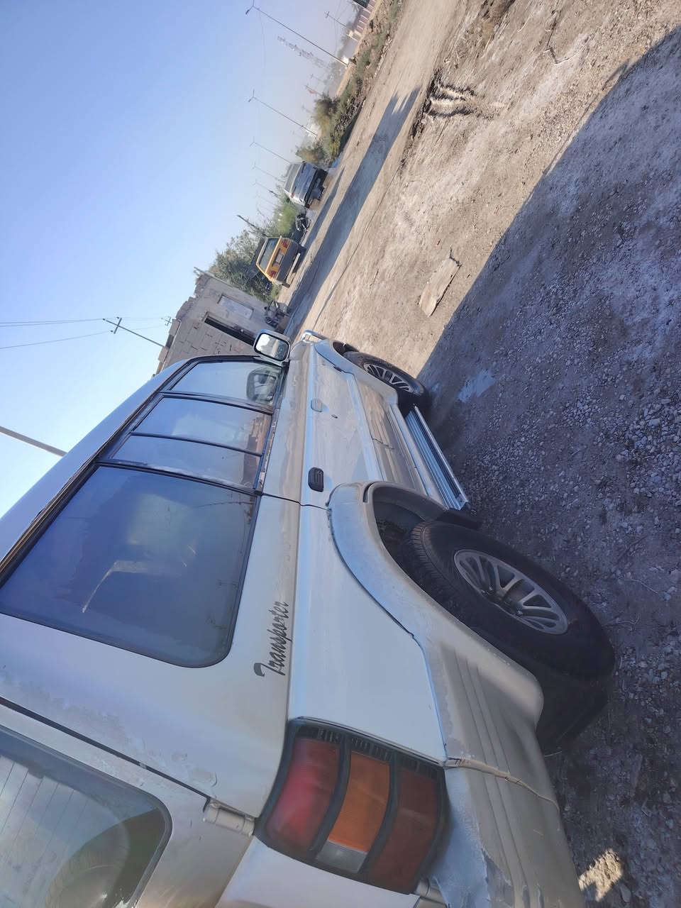 سلام عليكم باجيرو مديل 2000 للبيع  سياره مكفوله كفاله عامه لاضربه ولا صبغ مكينه كير لوگير كفاله حداديه جديده تخم تاير حتى السبير باتري جديد نقصهه فقط كهربائيات يرادلهن ترتيب رقم ذيقار سنويتهه صاقطه تحويل باي وقت للاستفسار الاتصال على الرقم *********** عنوان الديوانيه سعر ٦٥ وبيهه مجال
