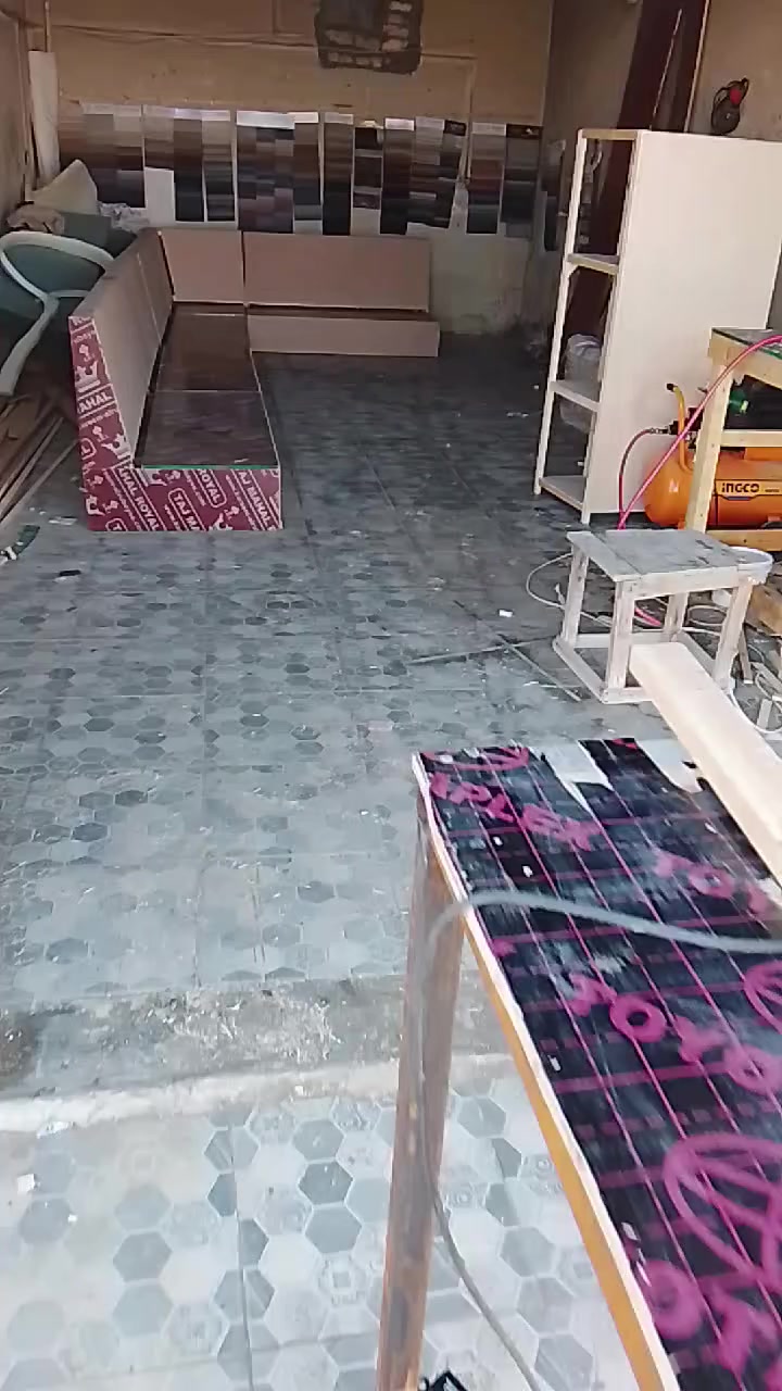 اللهم صل على محمد وآل محمد
نجارة ودوشمة الامير لعمل كافة الدواوين والقنفات حسب الطلب والمواصفات وكذالك يتوفر جميع انواع الأقمشه و الاسفنج درجه أولى ضغط عالي *********** الفضلية قرية الزهراء ع قرب مشتل فدك
