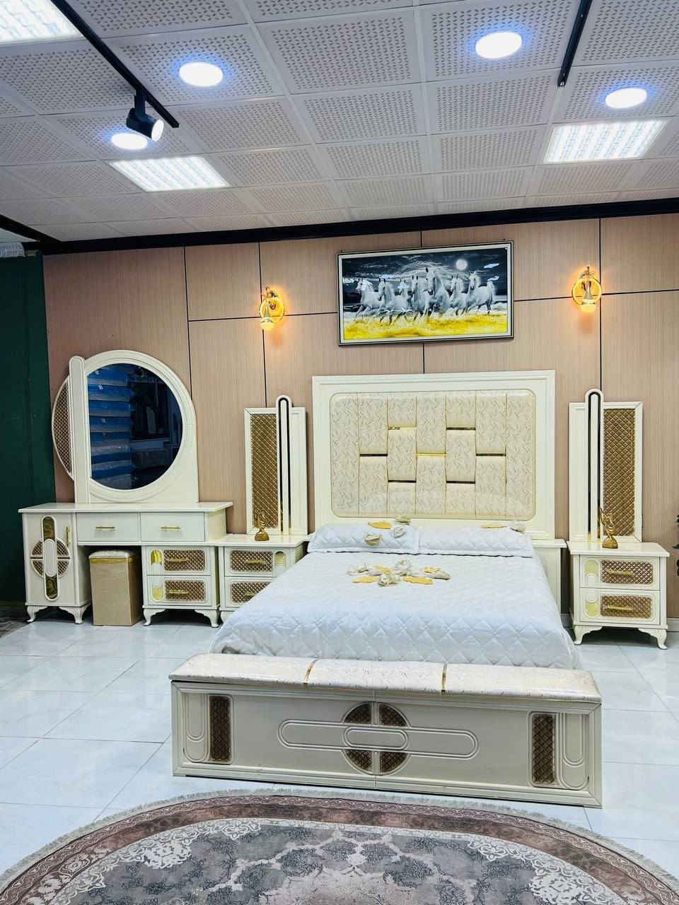 ضمن وجبه الاصباغ البويه والدرجى
الممتازه 

غرفه طابقين ٦ابواب ملحق  صاج شغل عراقي ثكيل 

تتكون من 10 قطع

الوجه بلوك MDF ١٠ ملم

والداخل صاج طبيعي ٤ملم 

عرض الكنتور 3 امتار و30 سم

ارتفاع الكنتور 2 متر 50 سم

القواعد والسقف بلوك صاج 
      
الزاويه تكون ب ارتفاع الكنتور

عرض الزاويه متر و10 سم

الضهر جرجوبه شد براغي 

جميع النقوش CNC

السرير ٦رجلين بلايود اسود ١٨ ملم


**إذا كنت صاحب هذا الإعلان وتريد حذفه لأي سبب، رجاءا أرسل رسالة إلى الدعم الفني**