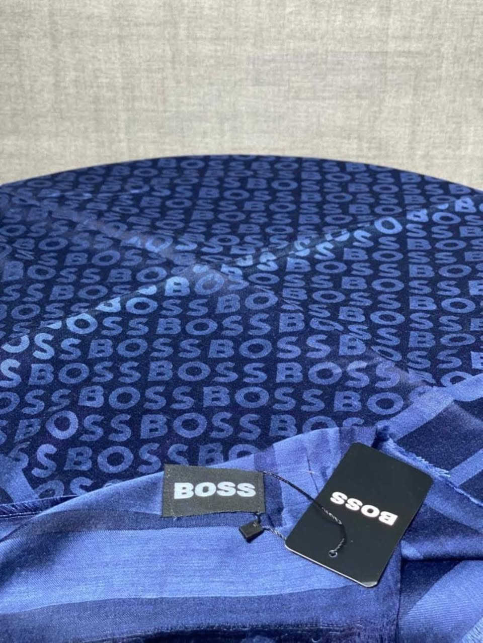 شاربة ماركات 💫
مقاس 140×140 
دستة مشكلا الوان 
12 قطعة 
جملة // قطاعي 
35 جملة 
55 قطاعي


**إذا كنت صاحب هذا الإعلان وتريد حذفه لأي سبب، رجاءا أرسل رسالة إلى الدعم الفني**