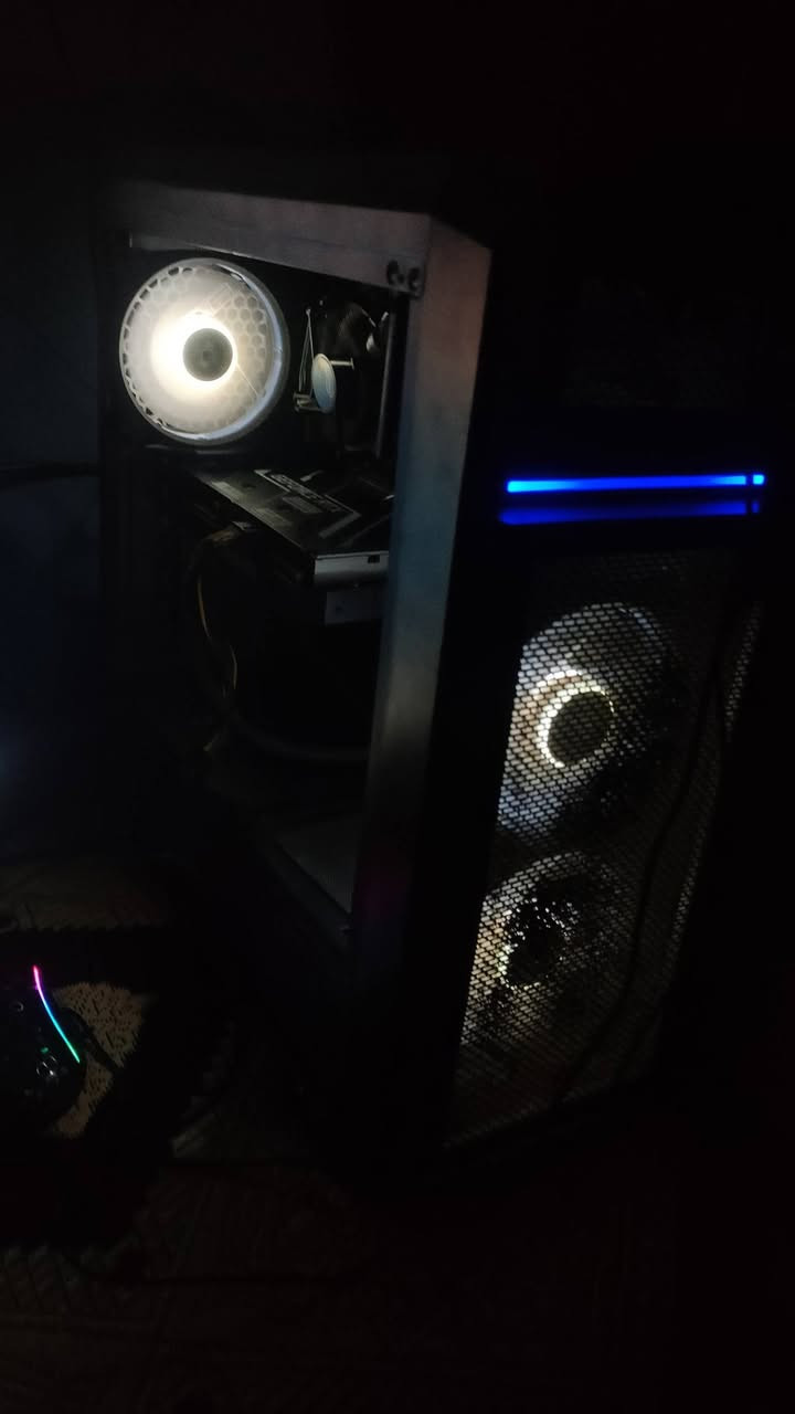 تجميعة + شاشة + ماوس + كيبورد بسعر 750 الف فقط
المواصفات 
i5 10400f
rtx 3050
16gb ddr4 lexar
256g ssd + 1t hdd
700w psu
h410 gigabyte 
case antech
كل هذا بسعر 750 الف


**إذا كنت صاحب هذا الإعلان وتريد حذفه لأي سبب، رجاءا أرسل رسالة إلى الدعم الفني**