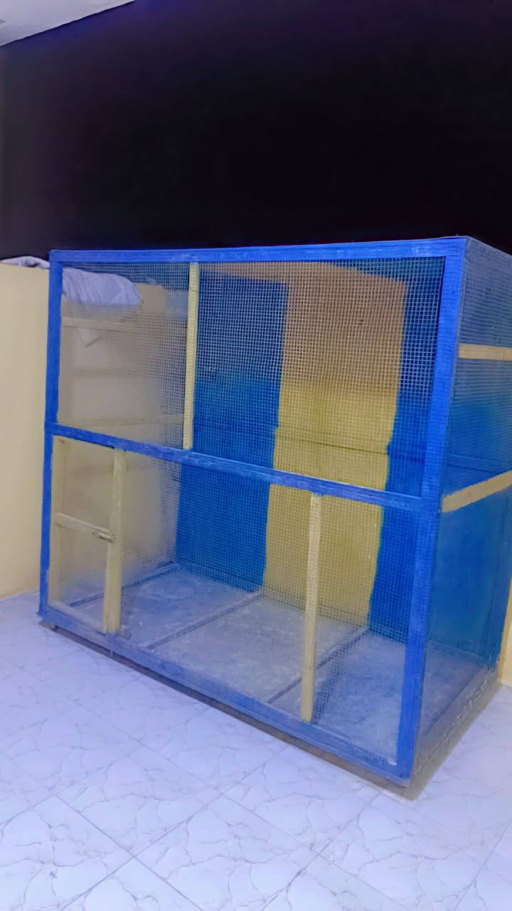 سلام عليكم متاح قفص للبيع موقعه الخالص خويلص تفاصيل راسلني على الخاص او على هاذ الرقم *********** واتساب متوفر هم
