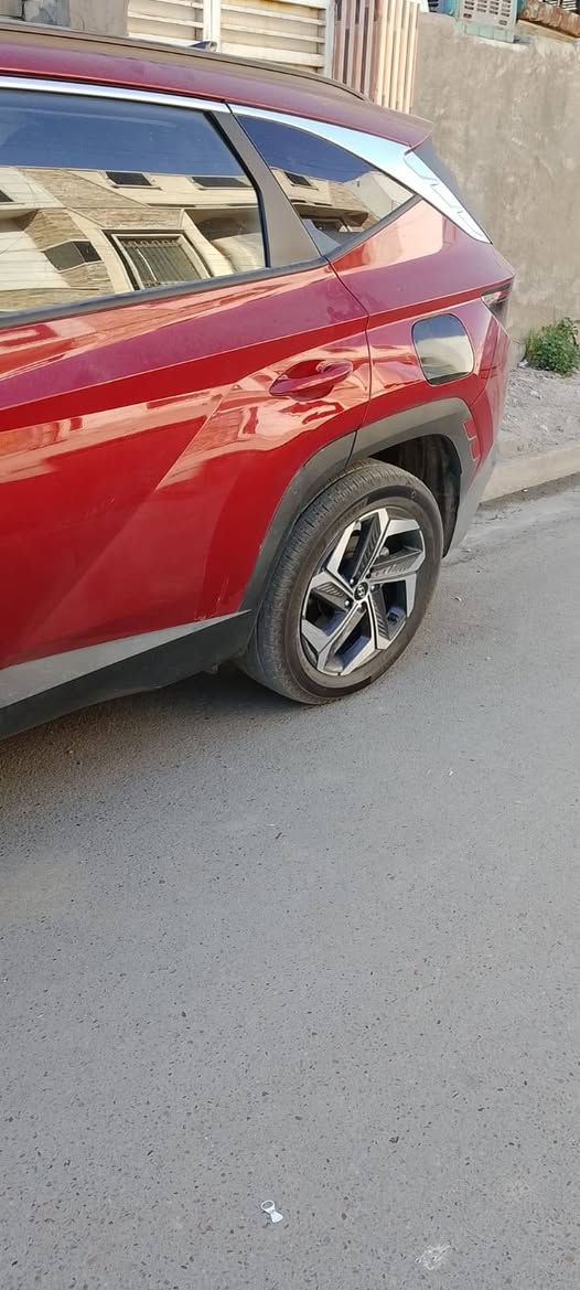 السلام عليكم هونداي توسان موديل 2024 امريكي مرقم بغداد بأسمي حادث موضح بألصور بدون تبديل بدون صبغ بارد فقط ايرباك برده مواصفات بصمه كرسي كهرباء تدفئه كراسي جنطه كهرباء تشغيل عن بعد شاحن واير ليس محرك 2500 دفع رباعي ماشيه 4200 ميل السعر 220 بيع فقط مكان السيارة بغداد الدورة الاستفسار الاتصال
***********
