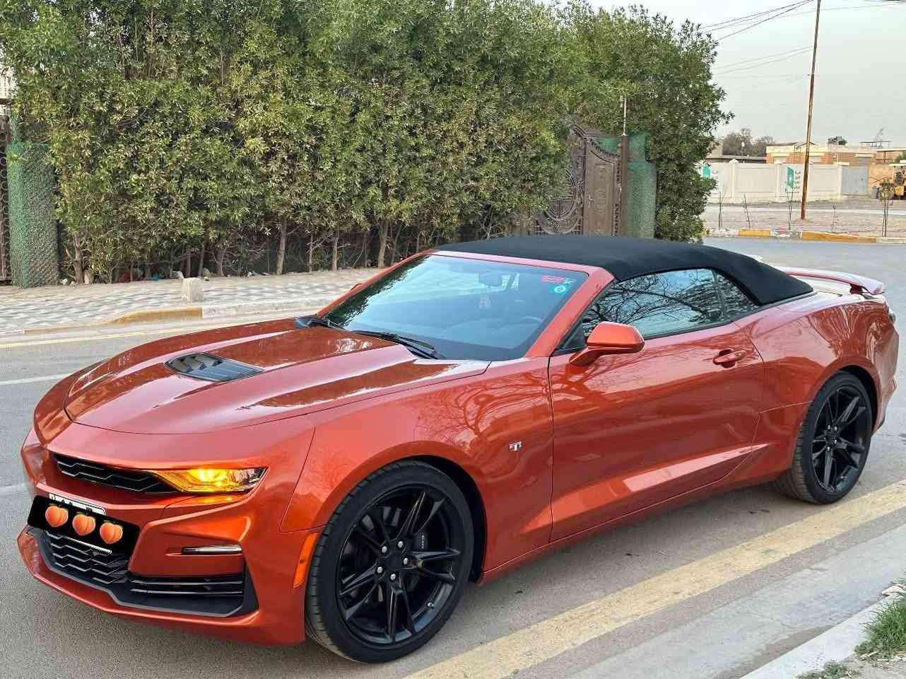 السلام عليكم
كمارو 2023 
‏Ss 6200 
كشف 
لون مشمشي مميز ونادر
ماشية 15,000 ميل
صفر مسج ولا گلوب كاملة على آخر حبة
كشنات كهرباء
شفتات 
تحكم اگزوز
شاشة ديجيتال 
وباقي مواصفات الSs معروفة
رقم بغداد هزة جديدة بأسمي تحويل ثاني يوم
4 قطع صبغ
المكان بغداد / المنصور
***********
