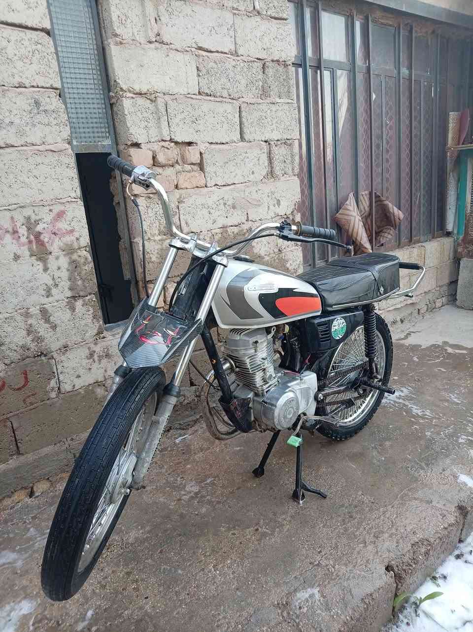 دراجه ارشا2019 كلك
سعر275بيه مجال مكاني بغداد اليوسفيه متواجد خاص 
***********
