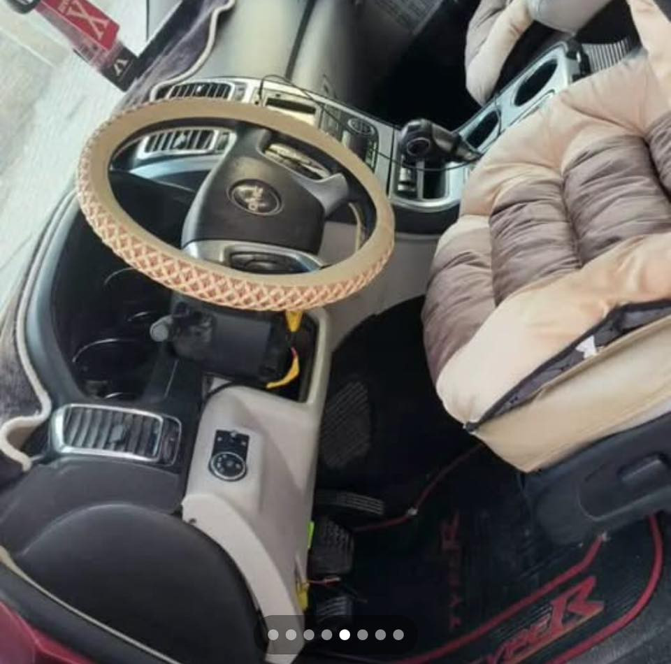 السلام عليكم سيارة جمسي أكاديا للبيع موديل ٢٠٠٧رقم بغداد الجديد بيها اربع قطع صبغ اثر شخوط بدون دواخل كير ومحرك مكفول السعر ٨٠ورقه وبيه مجال للاستفسار ***********
