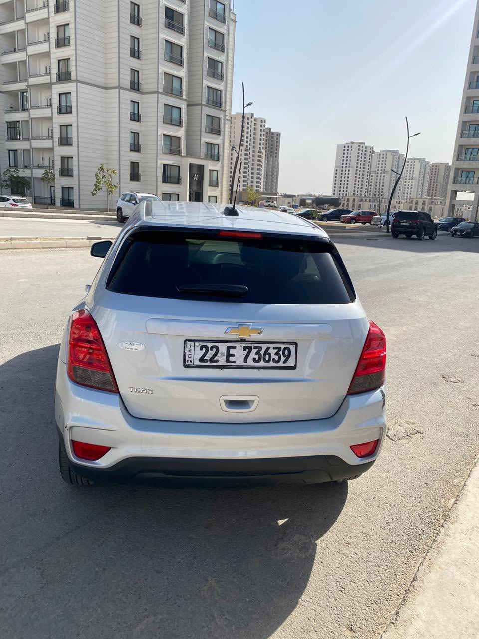 شوفرليت تراكس
موديل 2020 

105  ورقه ومجال بسيط ماكو هيج سعر بسوك

لون سلفر المرغوب تبريد ثلج 
محرك ١٥٠٠ 

 جاملغ صبغ وتقريبا اربع اصابع صبغ بلبنيد فقط + 2 ابواب كلير امريكا فقط 

بجم كبس برغي مو مفتوح صور الحادث والتقرير موجود

گير اوتو شاشه كامره تحكم ستيرن وبعد مواصفات حلوه

رقم اربيل بسمي 

3gncjksb0ll296480

سنويه رقم هزه كله جديد لحد 2028
مكاني اربيل105 ورقه  وبيهه مجال كلش بسيط للشراي

***********
***********
