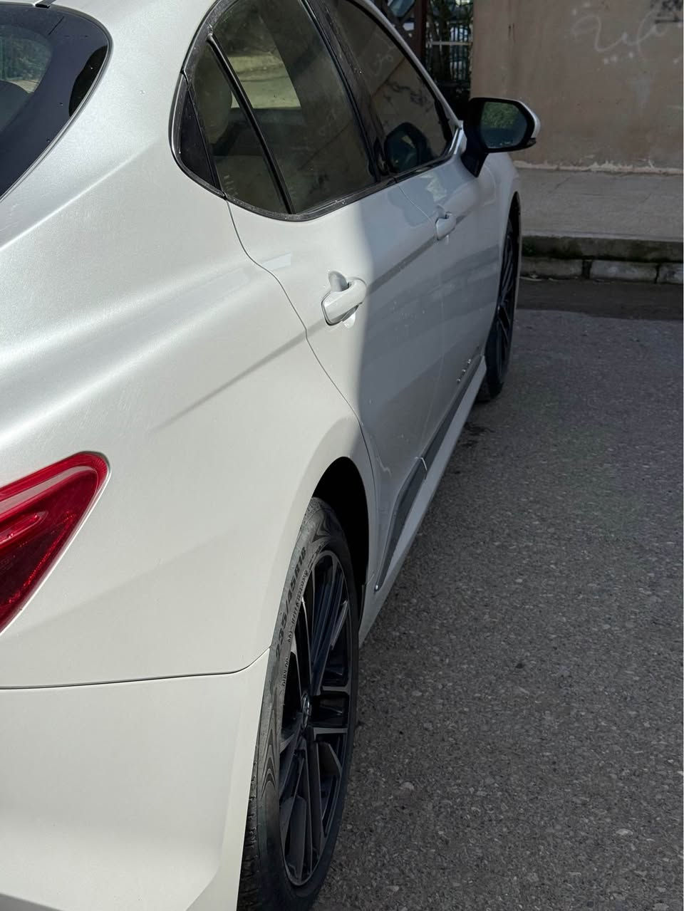 كامري ٢٠٢٥ le خليجية بصمة شحن لاسلكي حساسات ماشية ٢٢ الف كيلو متر بدون لا بارد ولا صبغ كفالة عامة جاهزه من كل النواحي كير ومحرك بشرط السعر ٢٦٠ وبيها مجال
مكانها  اربيل / موصل 
***********
*********** موصل, نينوى
