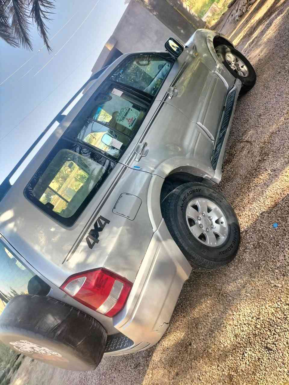 السلام عليكم باجيرو موديل 2003 نظيفه عده الكير يخربط رقم بغداد بسمي ***********
