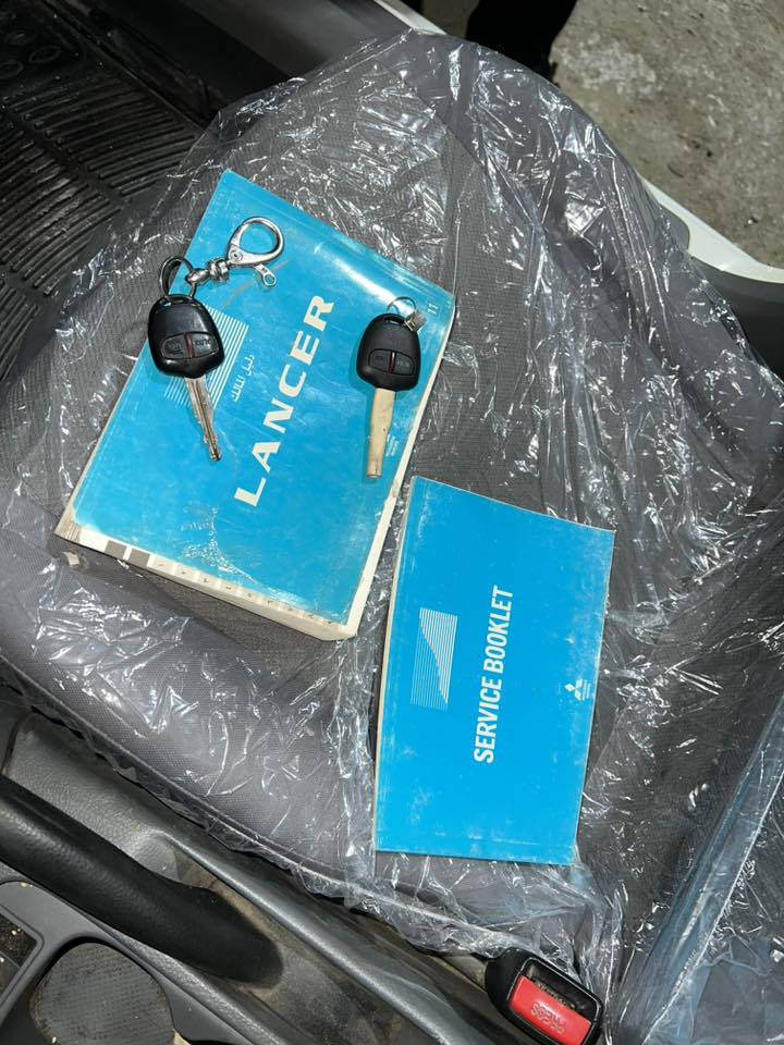لانسر 2011 مكفوله بيها فقط بارد سونار بالمنشور 
 رقم بغداد الدولي باسمي 
استلام الشركه العامه 
مكينه جديده مامفتوحه
دبل سويچ
بجم زنون
تبريد ثلج 
 
سعرها 99$ 
مكاني بابل الاسكندريه ***********
