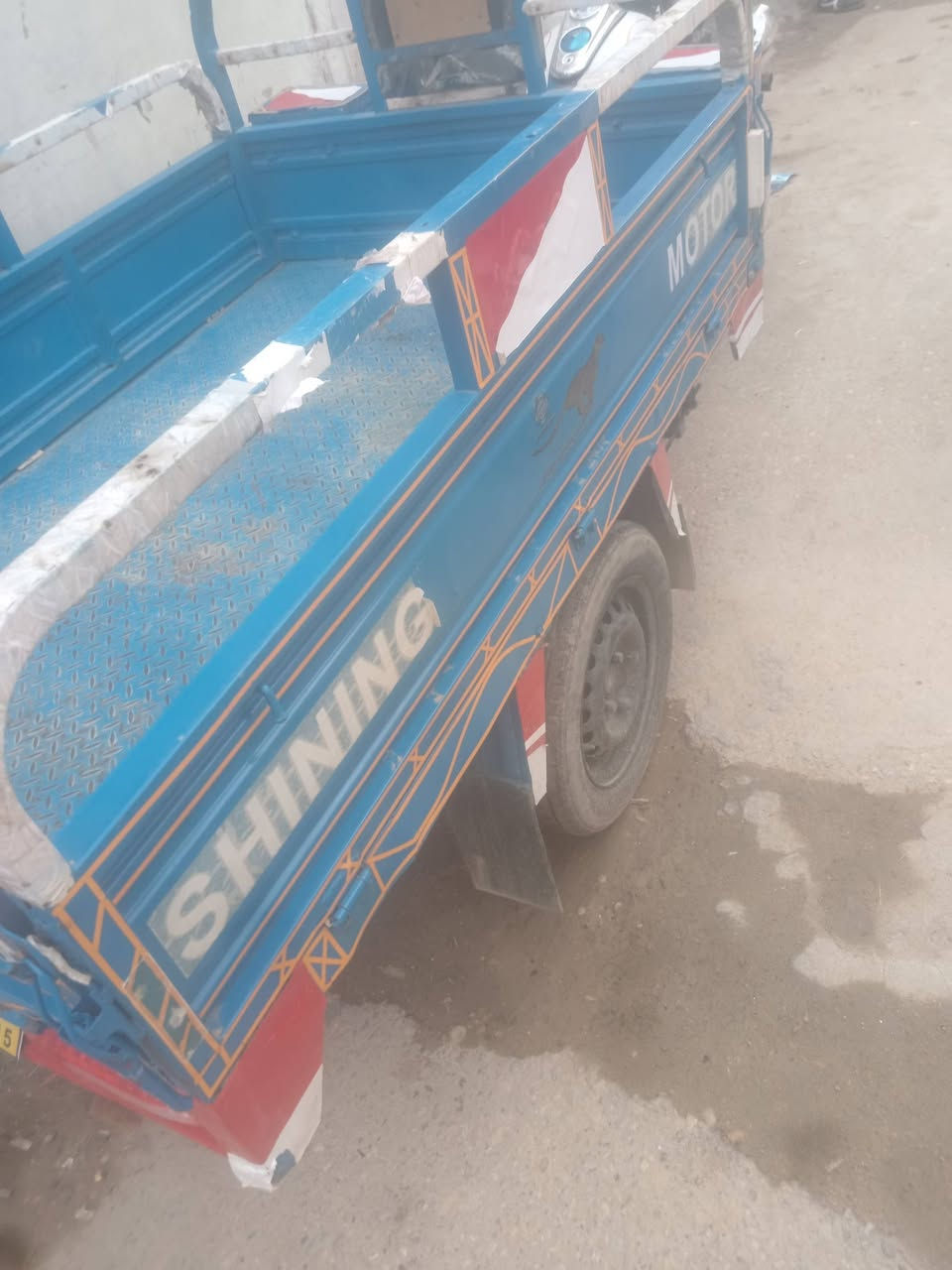 لبيع معمره مديل 14 مصبوغه جماليه اوراق كامله مكينه 20قفل 1500


**إذا كنت صاحب هذا الإعلان وتريد حذفه لأي سبب، رجاءا أرسل رسالة إلى الدعم الفني**