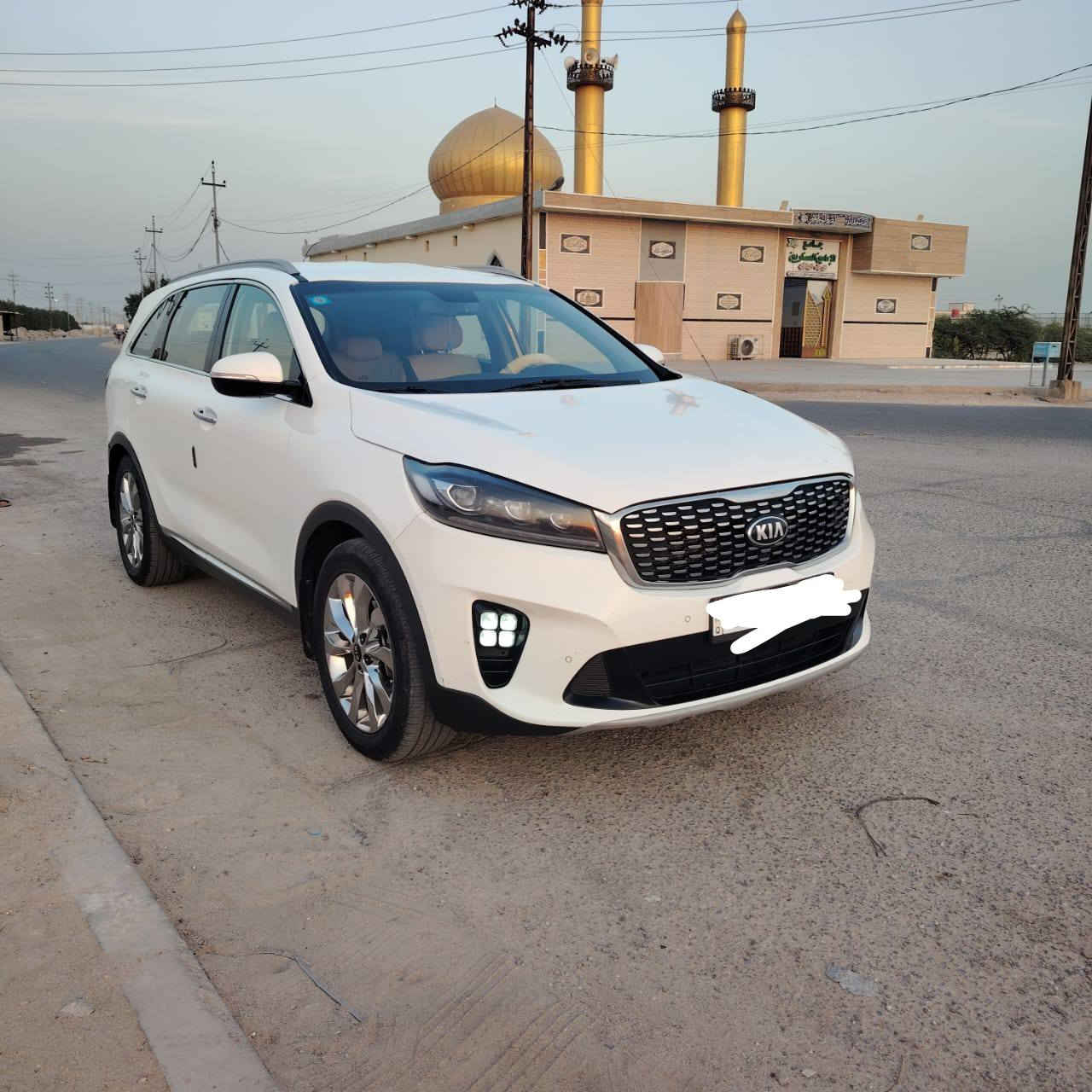 سورنتو 2019 خليجي سيارة بيها بارد بالبنيد والباب الوسط عكس السايق
مكينه وكير مكوفلات على البلاد 
رقم بصرة انكليزي جديد باسمي 
السعر 240 للتواصل على الرقم ***********
