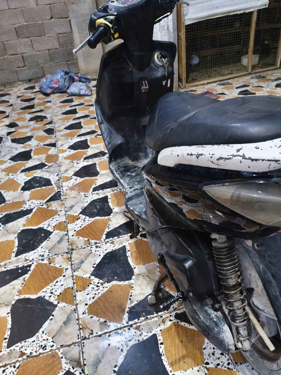 سلام عليكم دراجه سكنس ياباني 110 نثيه البيع دراجه كلشي ما بيه ماعده عرموطه هندر يعني هندر يخرط سعره الفين و دراجه تشتغل يعني ابيع طافيه و بس هاذ عطل بيه دراجه كامله من كلشي محرك مفتوح بس بوشه و باقي دراجه علا وصع بلاد سعر 300 و بيه مجال مكان قضاء هوير منطقه خاص قرب محطه عز دين سليم


**إذا كنت صاحب هذا الإعلان وتريد حذفه لأي سبب، رجاءا أرسل رسالة إلى الدعم الفني**