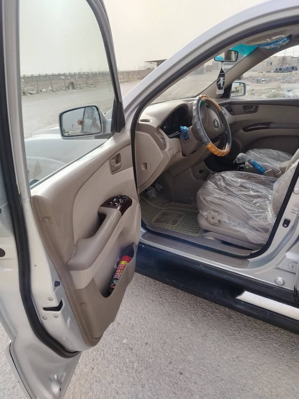 يا الله سلام عليكم سبورتج موديل 9 كفالة مكينة ا2000 جاهزة من كلشي تبريد ثلج  رقم أربيل وكاله وتحويل سياره نضيفه وعله ايد وحده مال جناي   سعر ١٢٢ وبينه مجال مكان نجف استفسار ***********
