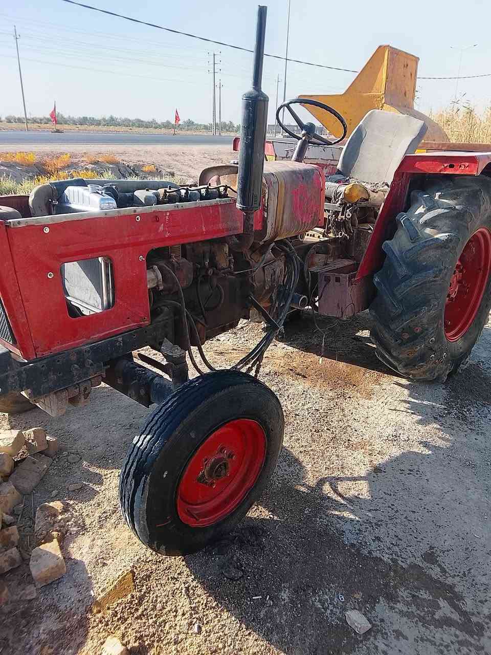 (مكينه عنتر  بدون رقم )مكينه وكير وبم واكسن وكهربائيات كلهن شرط وكاروضه نوع ذنون 2001 وشرط الشغل السعر 6500 مكانها السماوه رميثه ***********
