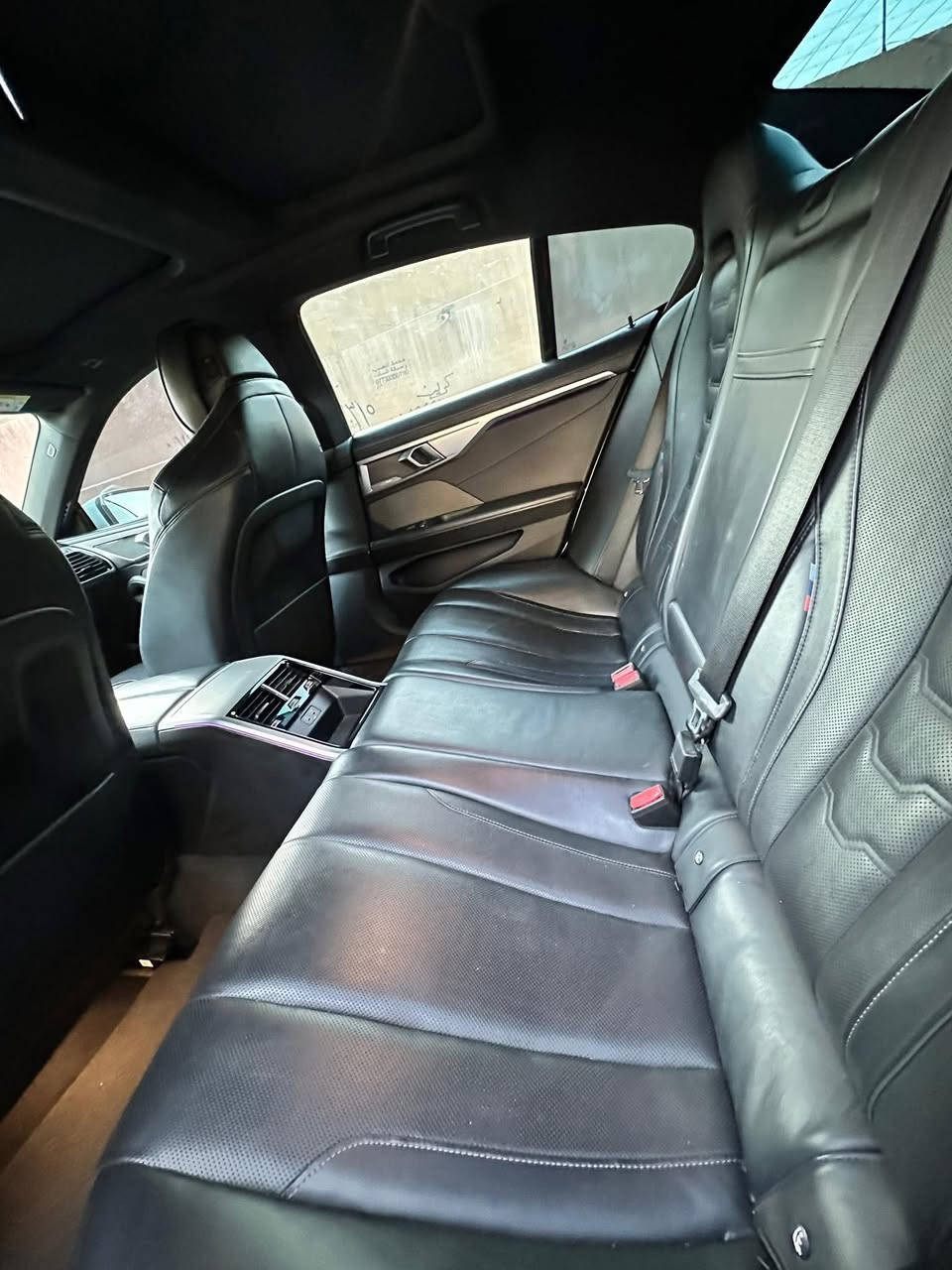 لأصحاب الذوق الرفيع.. BMW 840i موديل 2022 فول مواصفات أوردر خاصة، بدون حادث. السيارة باسمي والتحويل ثاني يوم.
 وسعر حرق: 550 ورقة (5 دفاتر ونص) وبيها نجال لل4دفاتر  للشراي المستعجل 

للبيع

Bmw 840i 2022

كت ام بور
لون ابيض صدفي  
رادار امامي تفاعلي
لايتات ليزر متحرك (مواصفات خاصه)
ابواب شفط
كامرات 360
رادار امامي + جانبي + خلفي
مقاعد تدفئه + ستيرن 
داخل لون اسود
اناره داخليه متغيره 
تاير خلفي متحرك (طلب خاص)
كزوز M اوردر 
دسكات M لون ازرق اوردر
احزمة السيارة اكتف 
السيارة بصمتين عادية + شاشة 
كير كرستال
سستم صوت هارمن كاردن محيطي
تبريد 4 مناخات 
درايفنك اسست 
بارك اسست 
بروجكتر عرض معلومات 
جستر كونترول نظام الايماءات 
وايرلس كار بلي + اندرويد اوتو
دخول ذكي 
شاحن لا سلكي
محرك 6 سلندر b58 اكس درايف 
رقم اربيل ماشيه 60 الف كيلو
بدون حادث فقط pdr صغير 

باج تضليل فعال مدة سنة 
والسيارة  باسم المالك وتحويل ثاني يوم
 
.
  شراي سريع  رقم الهاتف***********او

‭+964 783 385 3788‬
في حال ماحصلتوا الاول اتحصلون الثاني والعكس صحيح
