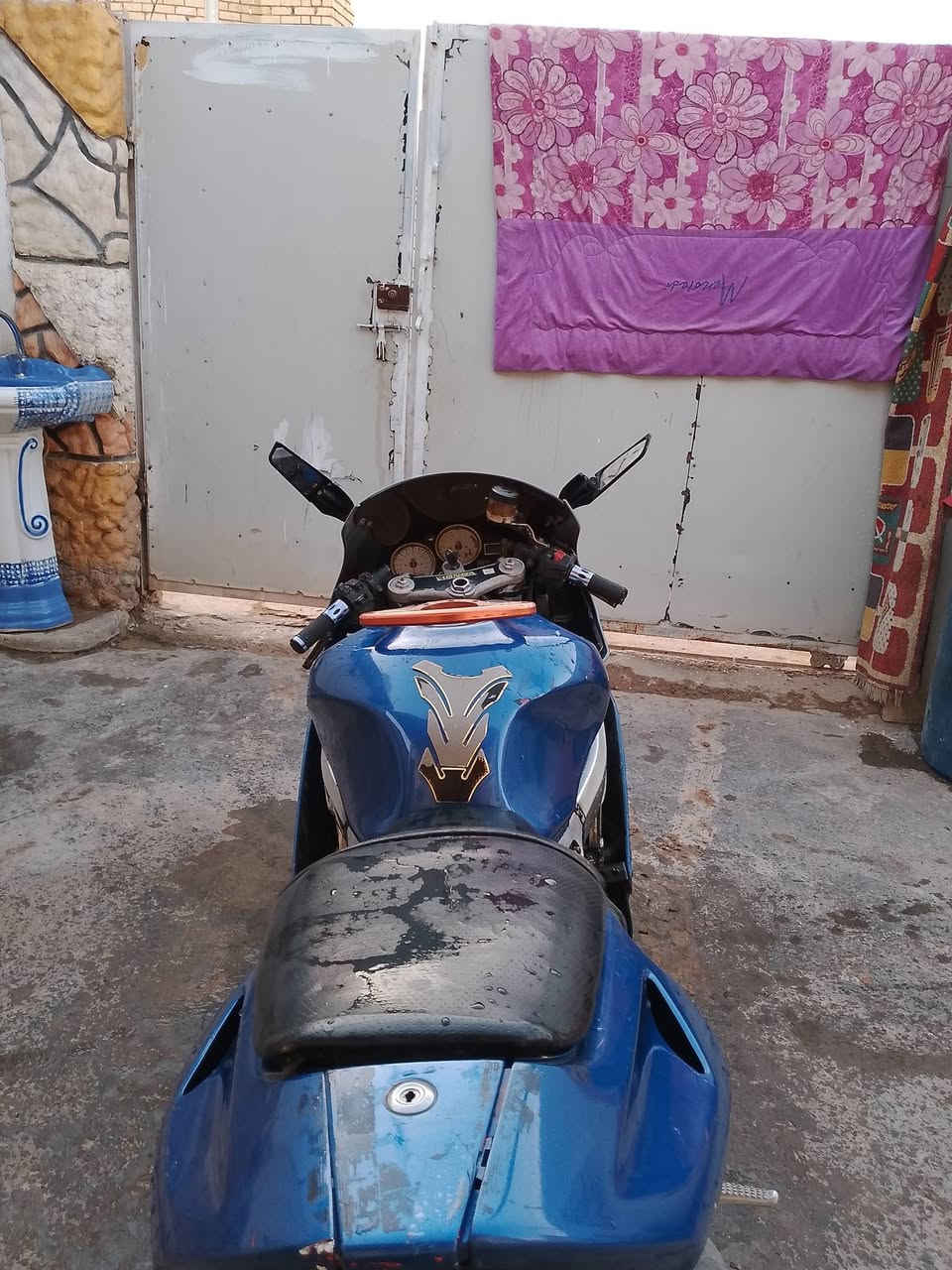 ‏بطح cbr919 للبيع دراجه شوفت ععينك دراجه طلع صوت بل مكينه وماعرف شنو من صوت دراجه تمشي تجطل وتشغل بس بيها صوت بل مكينه اوراق اصولي دراجه ابيععه كوم حديد ع هاي لحطه مالي خلك اصلح ابيع كوم حديد السعر 1500 (مليون ونص رقمي .‏‪***********‬‏ بي واتساب
