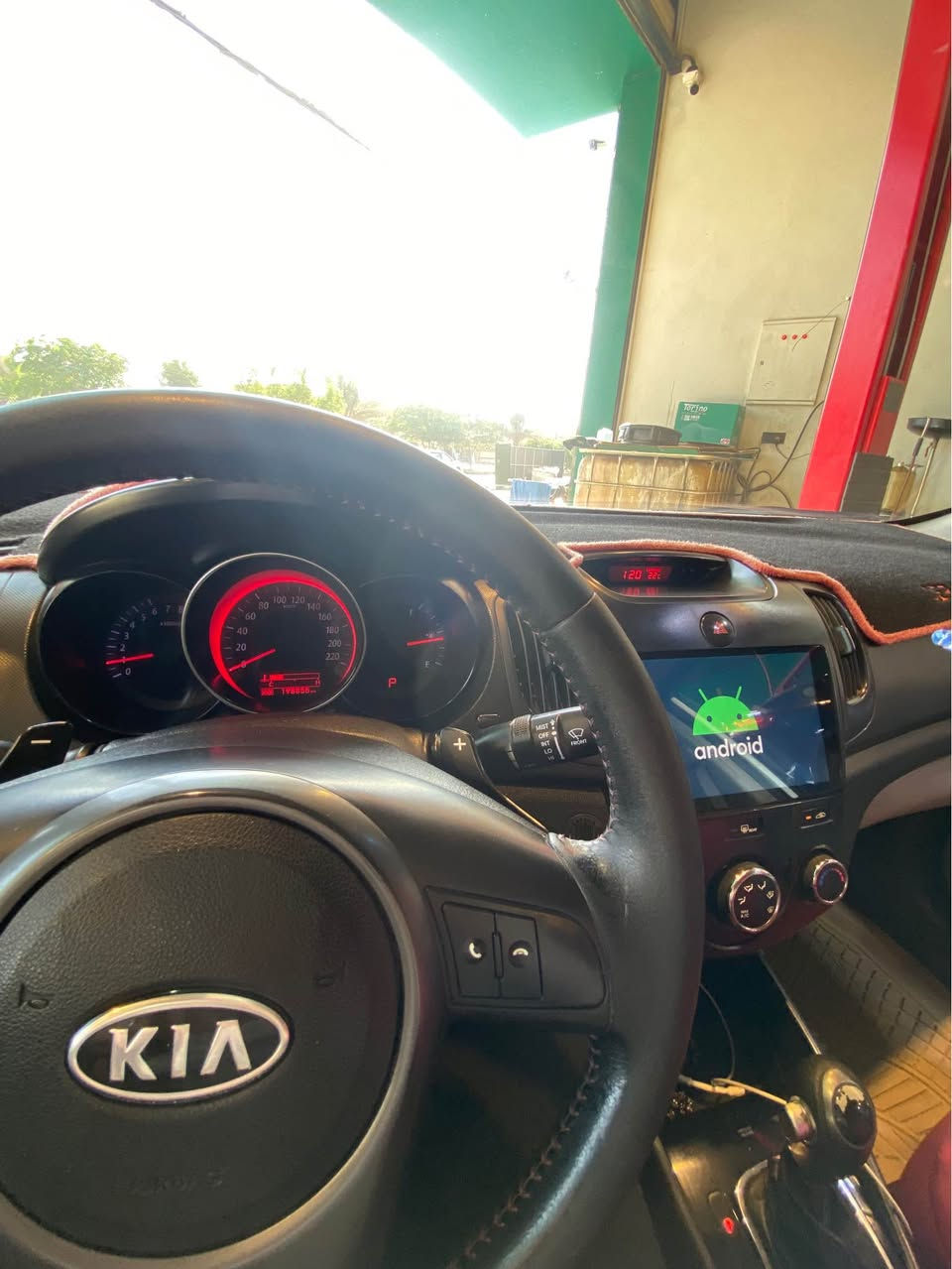 سيراتو خليجي ٢٠١٢

رايدها ١٠٠$ وبي مجال

✅سياره ٦ نمر كيرها رياضي

✅كير مكينه كله سليم

✅شفتات ستيرن و دكم تحكم ب الستيرن

✅أرباكات السياره كلها سليمه

✅بيها كامره و شاشه شادلها و راديوها البلادي هم موجود 

✅سياره رقم بغداد جديد (انكليزي) ب اسمي 

✅السياره ماشيه ٢٠٠km الف حقيقي

❌بيها جاملغ سايق مبدل 

❌نفس الجه جاملغ خلفي صبغ بي بسيط موضح ب الصوره

❌حداديه ٥٠ ٪؜

*مكان السياره:النجف/ حي الوفاء

رقم تلفوني ***********

سياره مالت جناي مو بياع شره وسعرها بي مجال للشراي النجف, العراق
