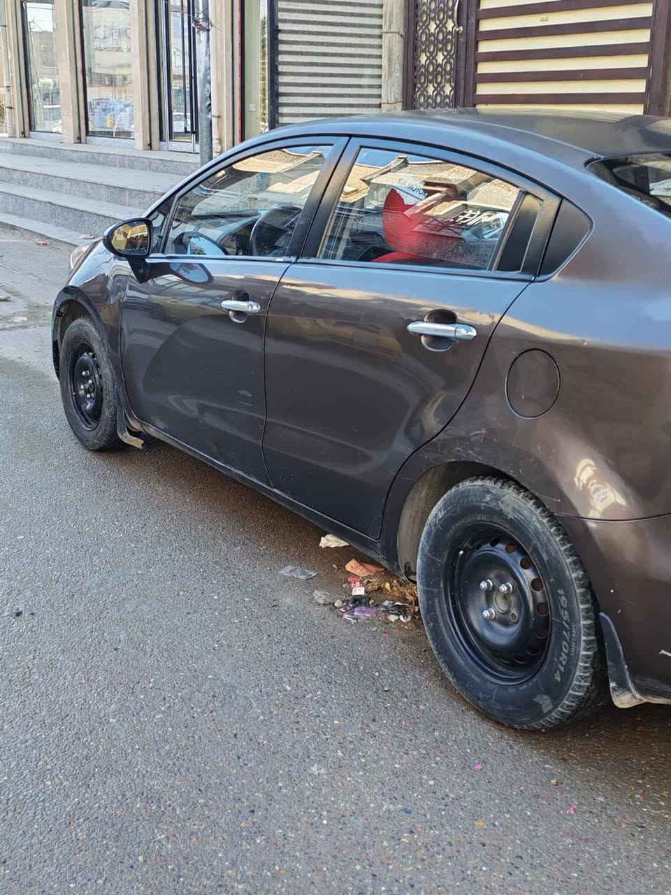 السلام عليكم كيا ريو خليجي محرك ١٦٠٠ السيارة بدون صبغ المحرك بيه تبخير رقم ديالى دولي باسمي السعر ٧٠وبيها مجال بسيط مكاني بغداد الشعب 
*********** بغداد, العراق
