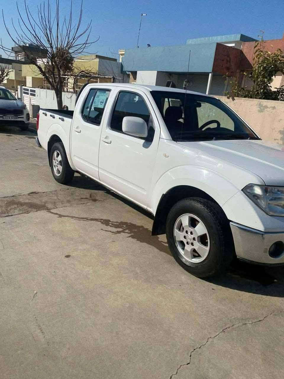 السلام عليكم للبيع نيفارا كامله من دعاميه لدعاميه بسمي تحويل ثاني يوم رقم صلاح الدين دولي ماشيه 178 سنويه لل 27 موديل 11
رقم الهاتف ***********
