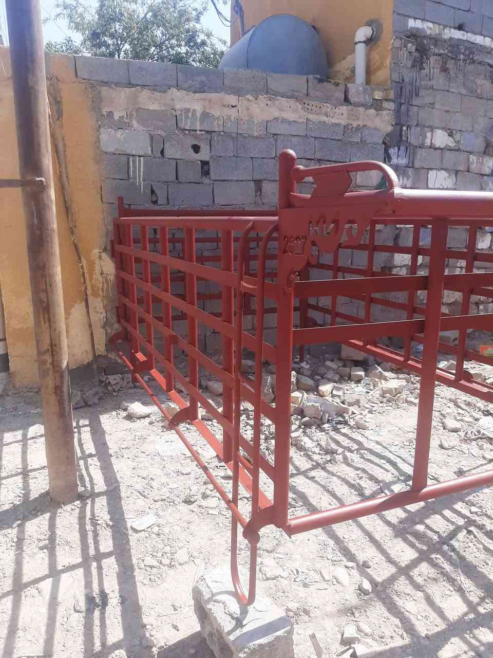 سلام عليكم للبيع محجر كيه حمل نثيه محجر تفصال جديد  مكان بغداد الرقم ***********
