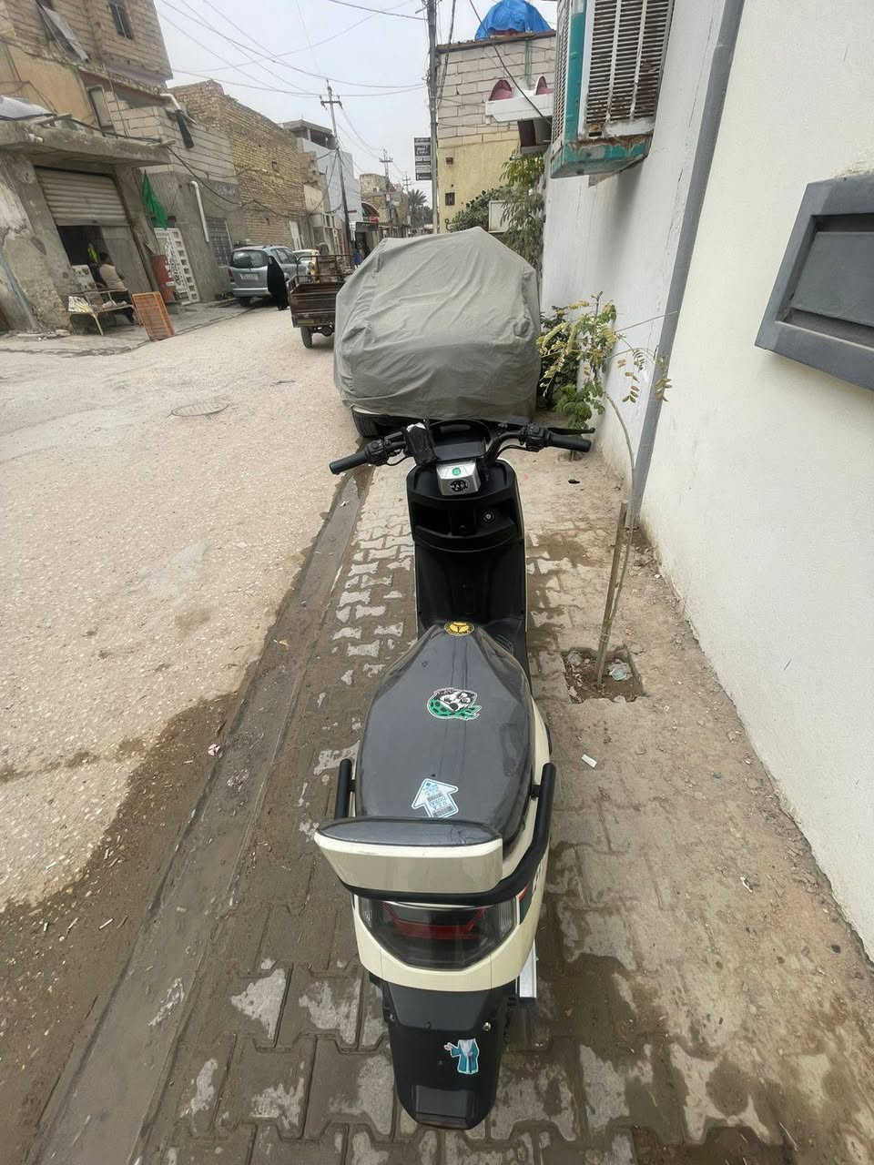 السلام عليكم دراجة شحن بوليس موديل 2024 جديده استخدام شخصي من الوكيل بيع مراوس حسب القناعة السعر 650 بيه مجال مكاني نجف كوفة اتصال واتساب ***********
