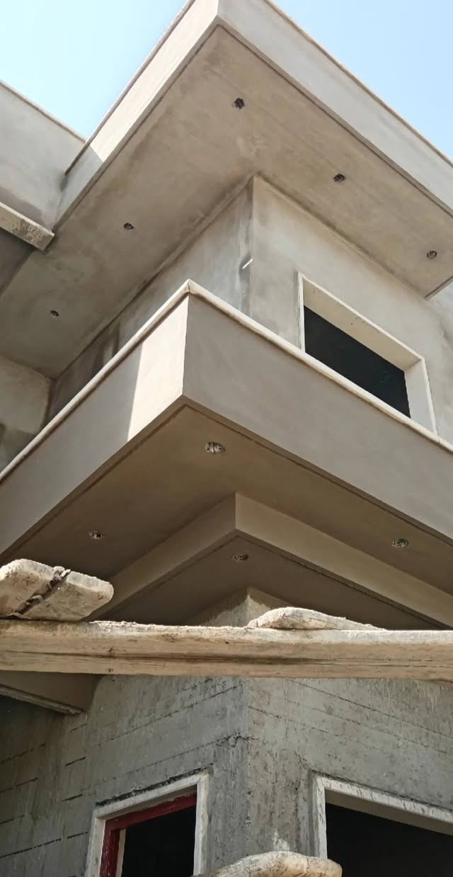 السلام عليكم لباخ سمنت متفرغ حالياً شغلنا داخل الموصل للتواصل ع *********** او واتساب ***********
