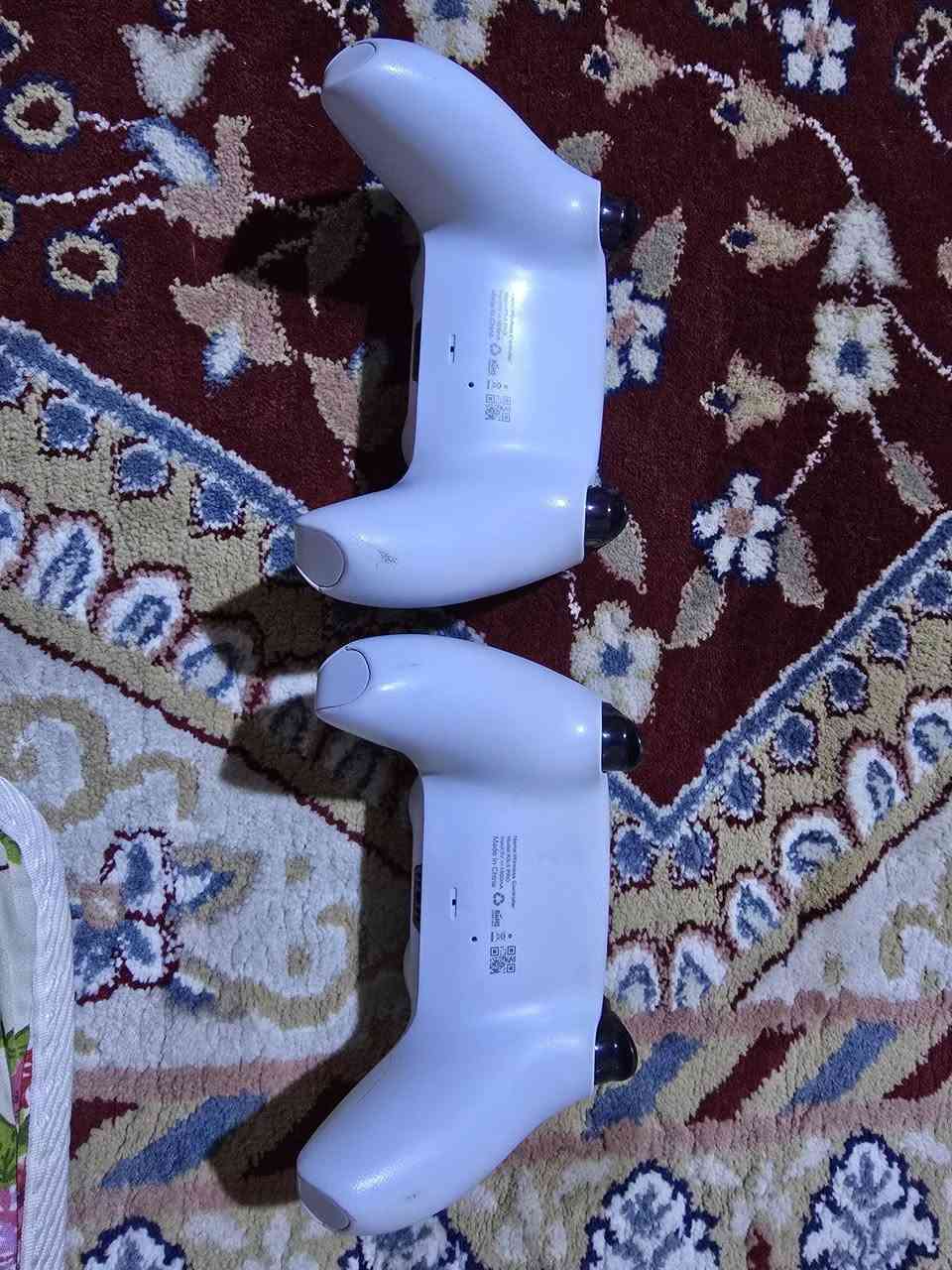 سلام عليكم للبيع او مراوس بيدة اصليه بلي 5


**إذا كنت صاحب هذا الإعلان وتريد حذفه لأي سبب، رجاءا أرسل رسالة إلى الدعم الفني**