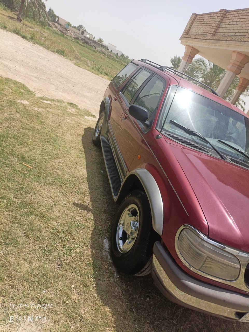 السلام عليكم للبيع فورد اكسبلور موديل 1996مشروع وطني سنويه مجدده تحويل بعد البيع صبغ قطعتين بدون دواخل طخم تاير جديد باتري جديد صدر امامي خلفي كله جديد دسكات امامي خلفي جديد سنتر لوك تقفيل و تفتحيح عل ريموت جام 4 كهرباء تدفئه تبريد ثلج ❄ داخل نضيف جداً محرك بلاد V6 4000 كير اوتو السعر 55 ورقه و بيها مجال بسيط السيارة جاهزه على اخر حبايه ربع متصرف عليها المكان واسط العزيزيه 
موبايل /***********
