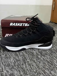 ماركة FILA • أصلي • مقاس ٤٢