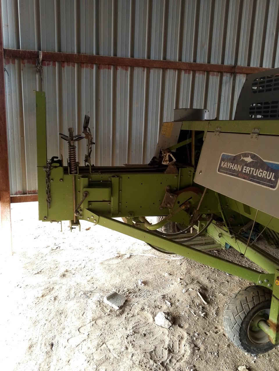 سلام عليكم كابسه قرش للبيع موديل 24 مكفوله كفاله عامه زيرو مشتغله شي قليل السعر اتصل هذا الرقم ***********
