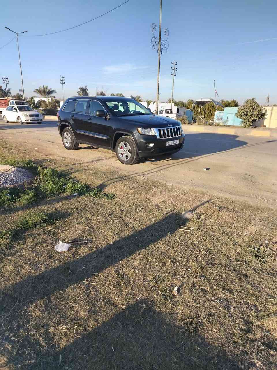 السلام عليكم جيب امريكي  موديل2011 رقم بغداد الدولي تحويل ثاني يوم مكفولة كفالة عامة من الصبغ والتبديل والفتح والشخوط  محرك 3600 غير مفتوح    المواصفات بصمة ابواب وتشغيل كشنات جلد شاشة كاميرا خلفية كشن كهرباء وباقي المواصفات المعروفة السيارة جديدة كلش دينار متصرف عليها للبيع فقط السعر 170 ورقة بيها مجال بسيط حق الجية للاستفسار *********** مكان السيارة بابل
