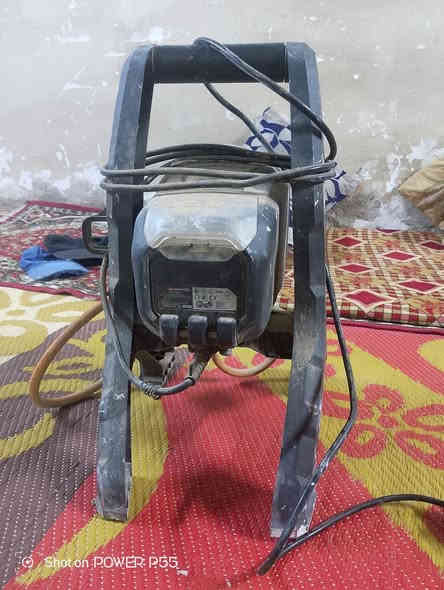 للبيع 
ماطور مال صبغ 
شغال مستخدم 
بالة أصلي 
عوزه صوندة ومسدس 
السعر 35 ألف دينار 
الشراي يتصل على هذة الرقم 
***********
