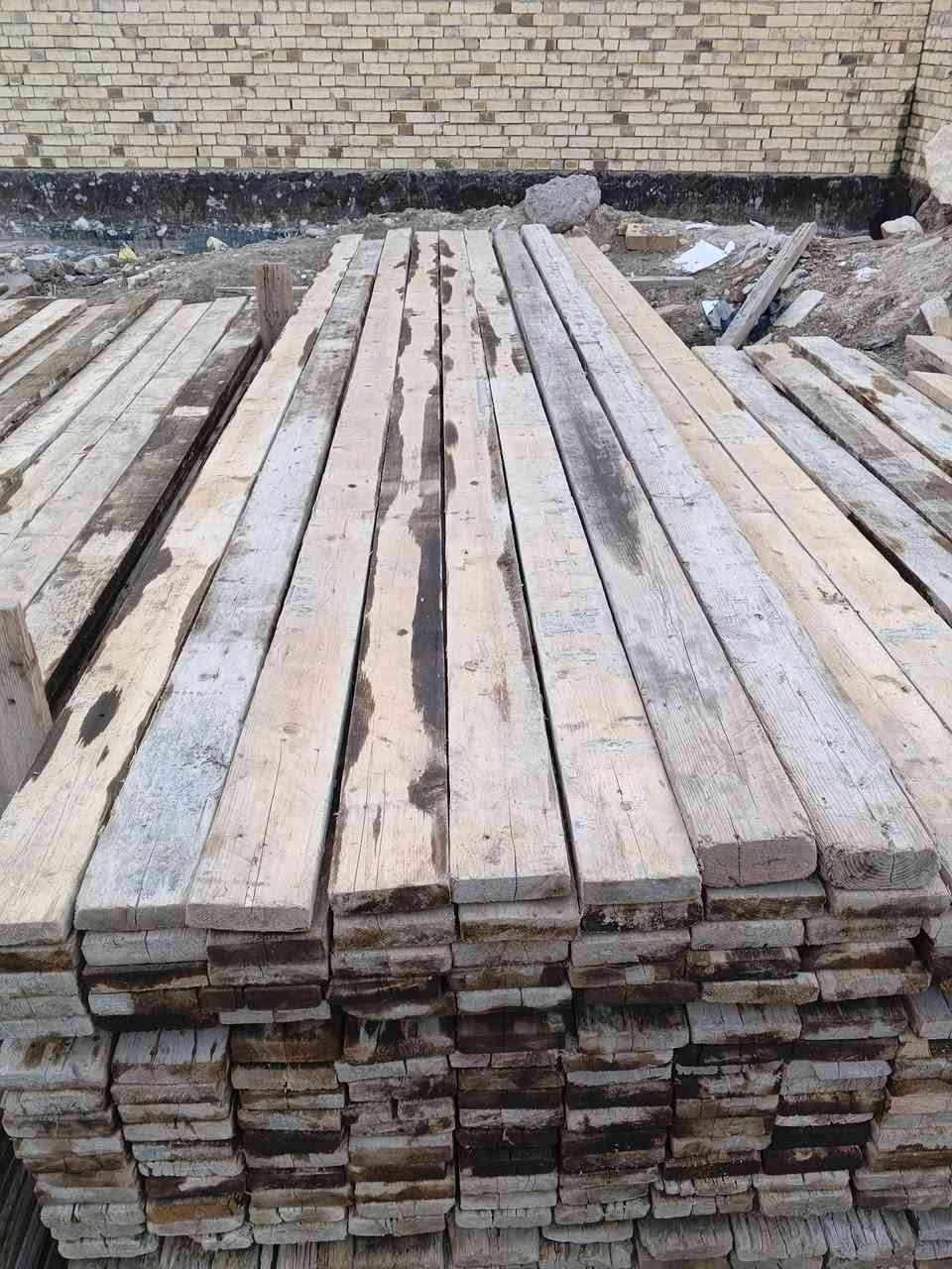 قالب خشب للبيع 11مكعب ونص نضيف العنوان بابل زائد بايات درج ***********
