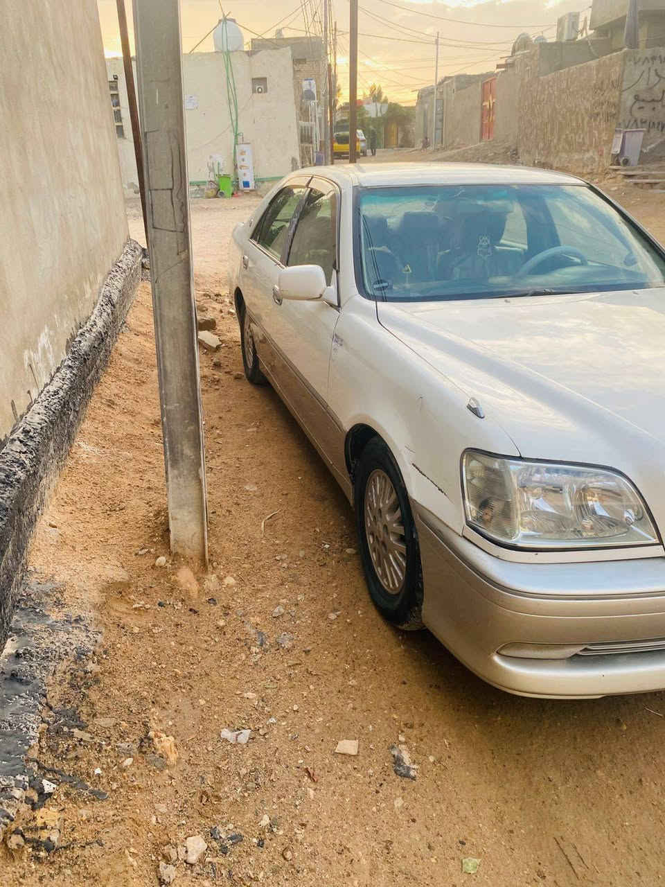 سلام عليكم ملكه للبيع موديل 2002 دكمتين كرستال برده خلفيه سياره كصه قماره مفحوصه وكامله بس مامدفوع كمركه وكاله ثاني يوم رايده 68وعليه تلث ورقات غرامات علمشتري لتواصل ***********
