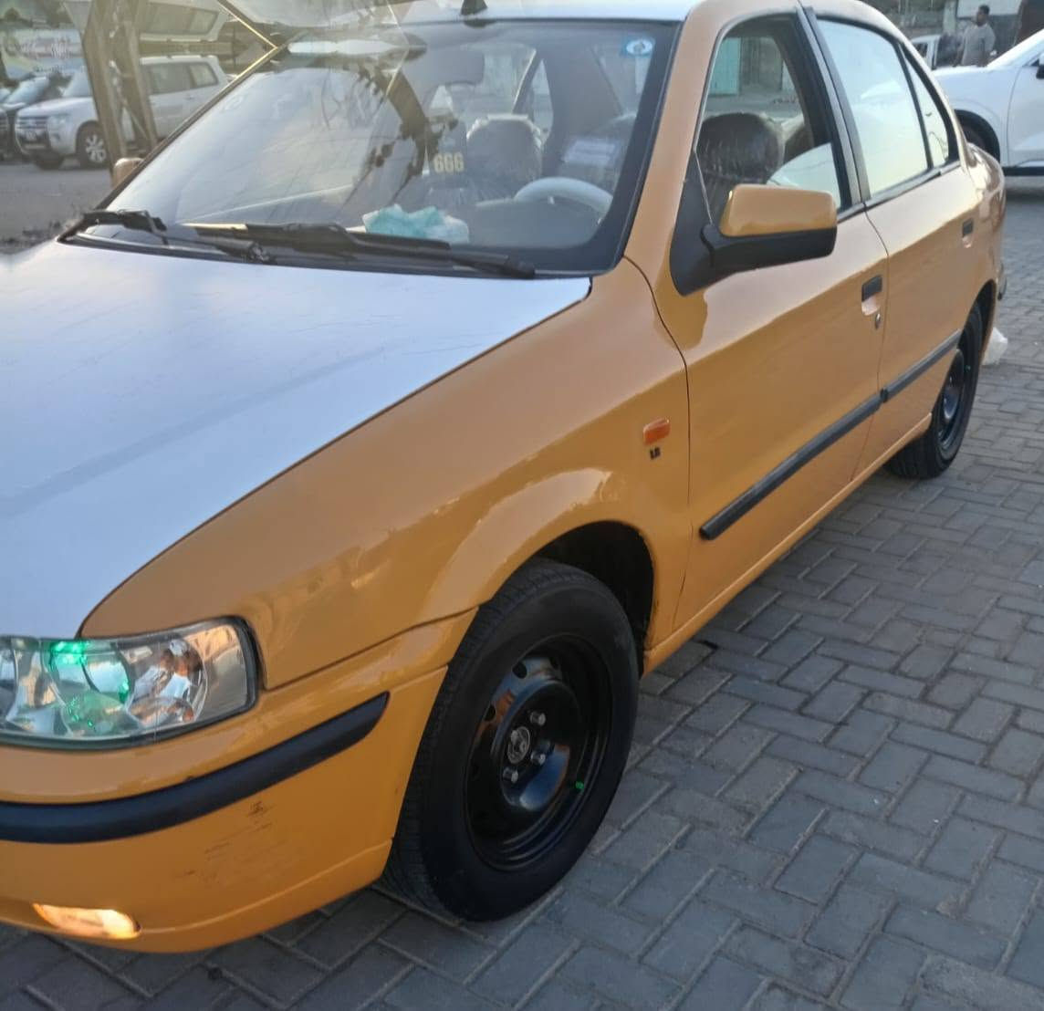 سمند موديل ٢٠١١ بااسمي رقم انكليزي مكينة وكير وتبريد مكفولات مصفرة هيئة وغرامات تحويل  ثاني يوم العنوان بغداد البياع
السعر ٣٦ وبيه مجال
***********
