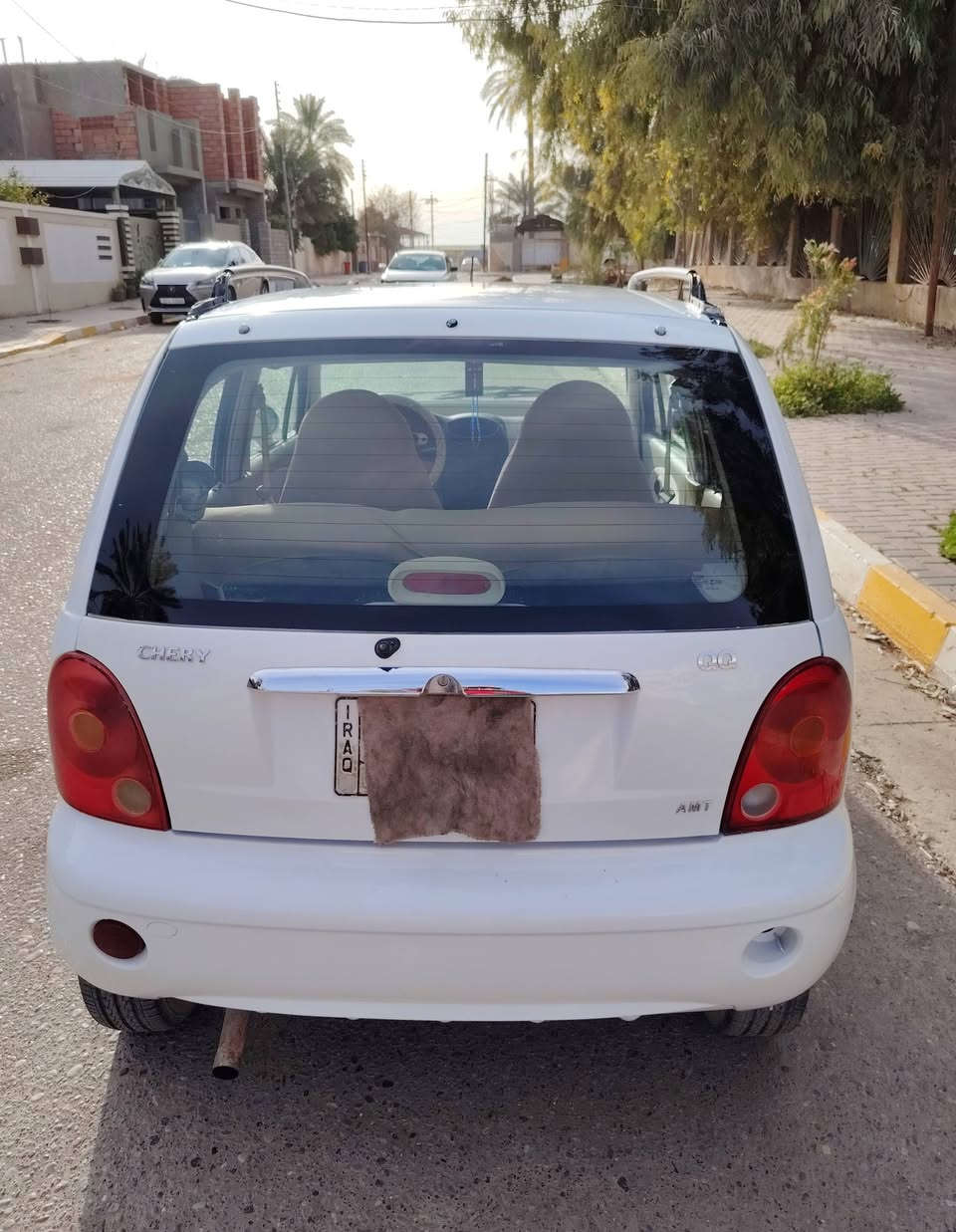 السلام عليكم للبيع فقط كيوكيو موديل 12 رقم ألماني سنويه عضم ل 28 راعيها جيراني تحويل ثاني يوم سيارة جاهزه ما تصرف عليها ربع بيها صبغ 4قطع والباقي مكفوله       السعر ( 27)   وبيها مجال المكان سامراء للأستفسار الاتصال على الرقم  ***********
