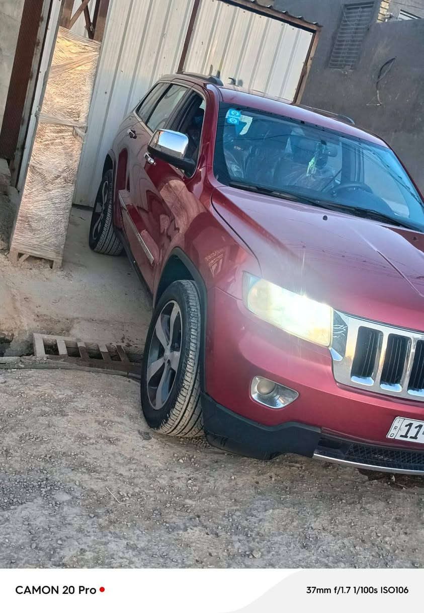 سلام عليكم
جيب خليجي موديل 2011
لون احمر
سياره جديده
رقم بغداد
گير محرك تبريد  صدر عداديه شرط
محرك٦سلندر
سياره مابيها دينار مصاريف جديد
مكان بغداد
عارضها 160وبيها مجال شوي
تصال ***********
