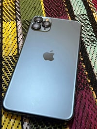 آيفون ١١ برو ماكس • ٢٥٦ • بطارية ٩٠