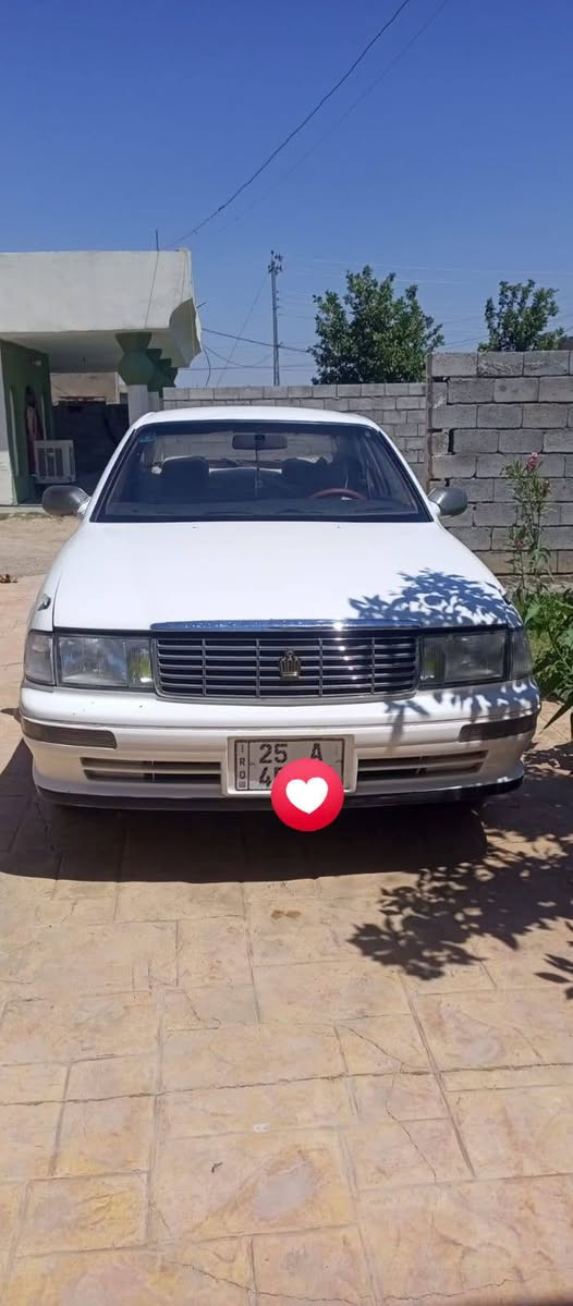 بطه  موديل 92  رقم انكليزي نضيفه مدارايه شرط محرك كير كشر كهربائيات سياره حلوه وكاعده السعر 60 وبيها مجال شويه ***********
