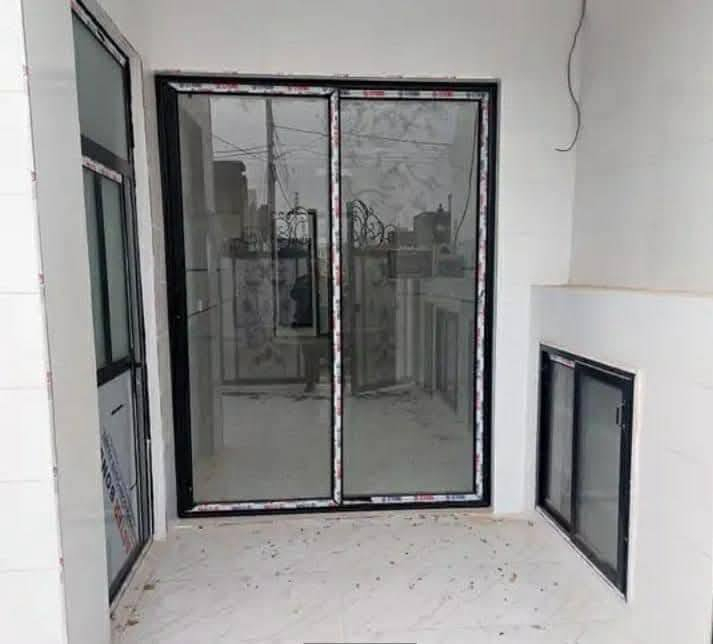 معمل ميديا المنيوم
أبواب شبابيك سلايت ومانع الحشرات وجميع أنواع الديكورات الجزامات احذيه 
***********
***********
