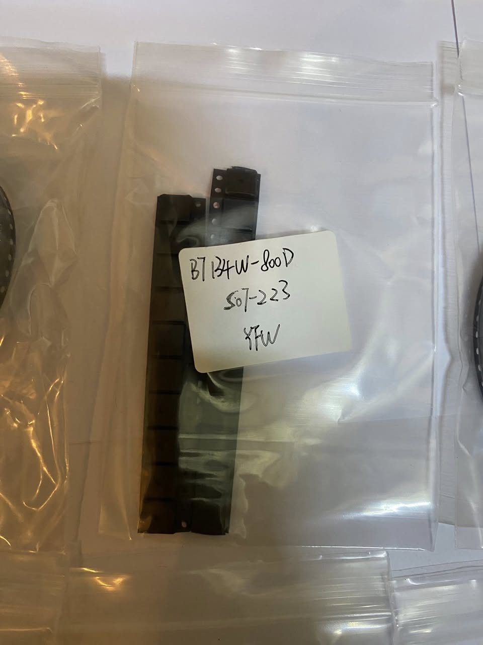 مجموعه ايسيات موضحه بالصوره ابيعهن شلعه للاستفسار *********** واتساب
