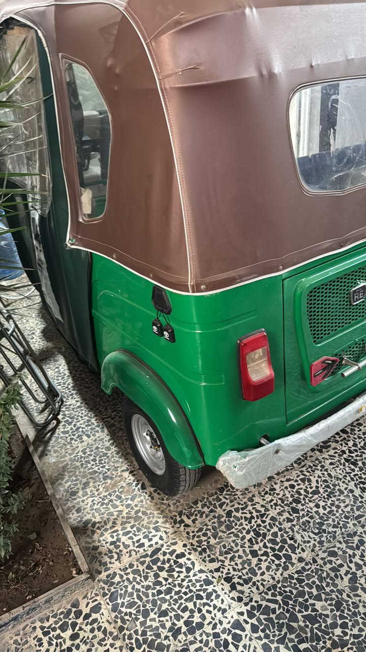 السلام عليكم تك كتك للبيع مجفت 22  شهر 3  ***********
