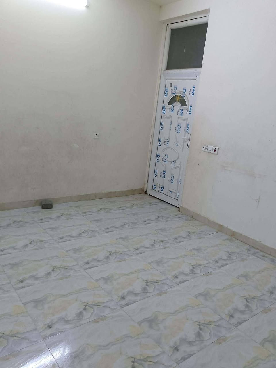 بيت للبيع في هوررجب
مساحه ١٠٥ ملك طابو صرف
 بصف جامع هوررجب موقع
 البيت مقابل ثانوية عشتار للبنات
 يبعد ٢٠ م عن الشارع العام
البيت طابقين يصلح استثمار
والحلو الي بي ملك صرف مو
 زراعي وبي درج خارجي
بي ٣ غرف نوم
للاستفسار الاتصال على الرقم
 ***********
