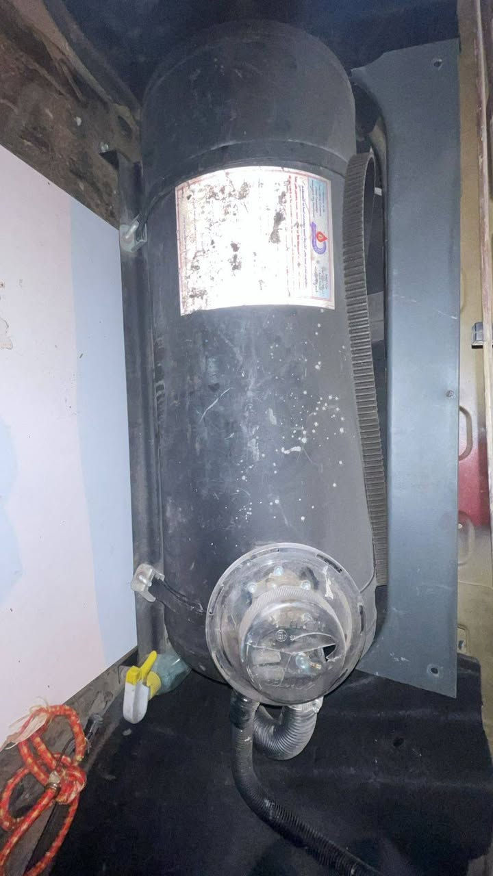 السلام عليكم منضومه غاز للبيع كامله وعل فحص وياها دفتر صيانه مالتها
***********
سعرها 250بيع مستعجل
